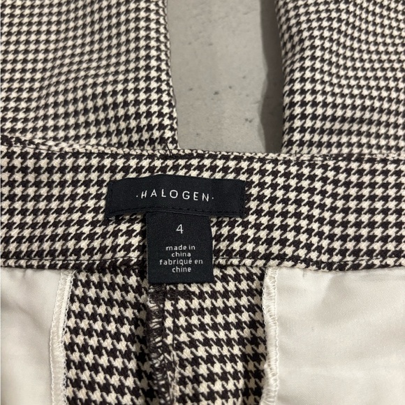 Kick Flare Leg Houndstooth Pants-4 - Picture 5 of 7